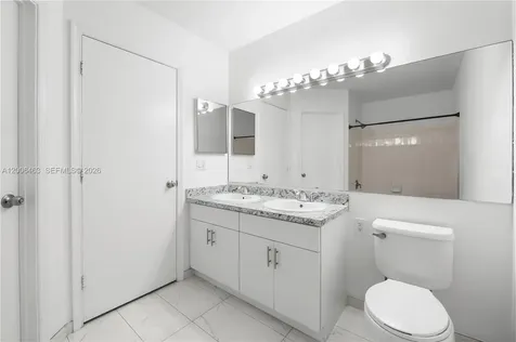40 Simonton Circle Weston FL 33326