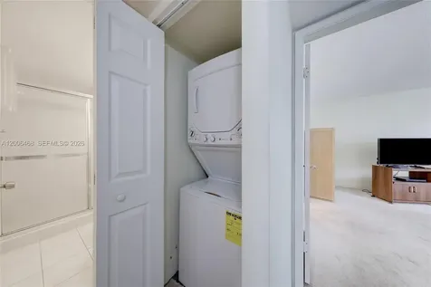 600 NE 36th Street Miami FL 33137