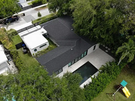 2110 NE 191st Drive North Miami Beach FL 33179