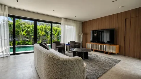 2110 NE 191st Drive North Miami Beach FL 33179