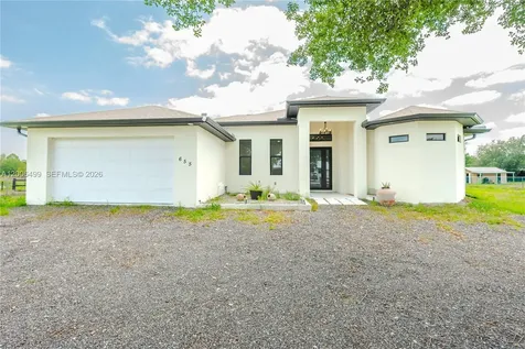655 N Olivo Street Clewiston FL 33440
