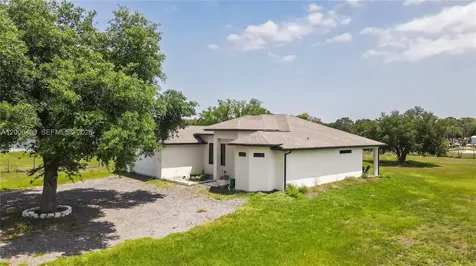 655 N Olivo Street Clewiston FL 33440