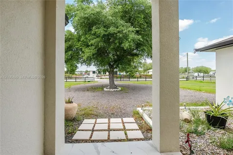 655 N Olivo Street Clewiston FL 33440
