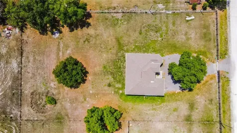 655 N Olivo Street Clewiston FL 33440