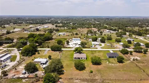 655 N Olivo Street Clewiston FL 33440