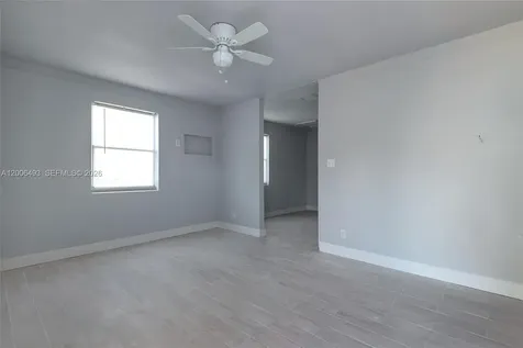 562 W 4th Street Riviera Beach FL 33404