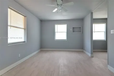562 W 4th Street Riviera Beach FL 33404