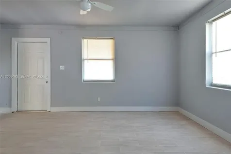 562 W 4th Street Riviera Beach FL 33404