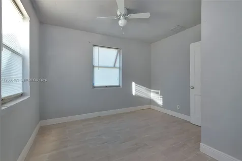 562 W 4th Street Riviera Beach FL 33404