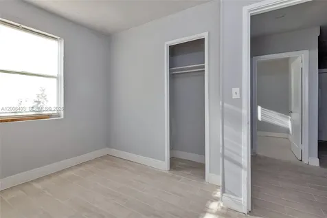 562 W 4th Street Riviera Beach FL 33404