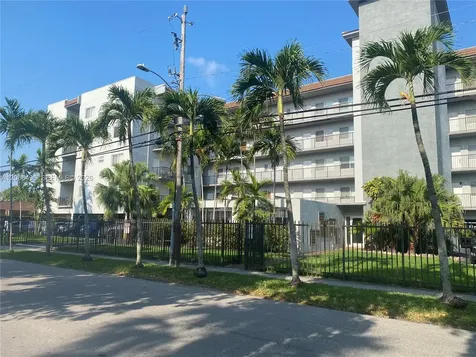 900 SW 84th Avenue Miami FL 33144
