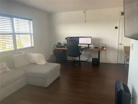 900 SW 84th Avenue Miami FL 33144