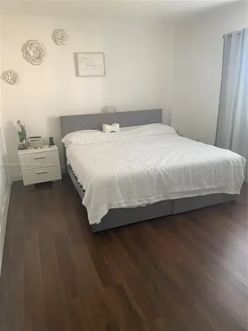 900 SW 84th Avenue Miami FL 33144