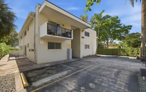 12101 NE 6th Avenue North Miami FL 33161