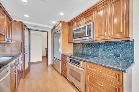 2800 Island Boulevard Aventura FL 33160