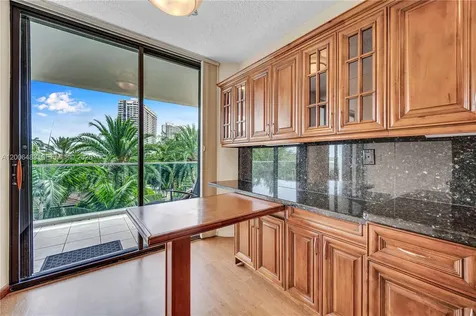 2800 Island Boulevard Aventura FL 33160