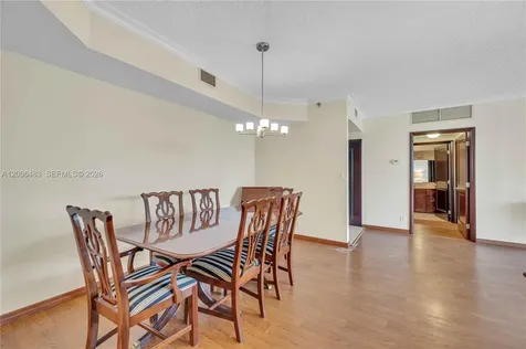 2800 Island Boulevard Aventura FL 33160