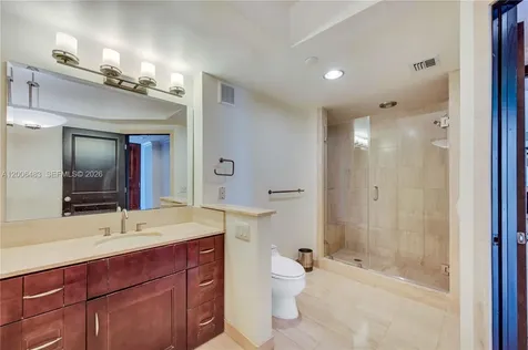 2800 Island Boulevard Aventura FL 33160