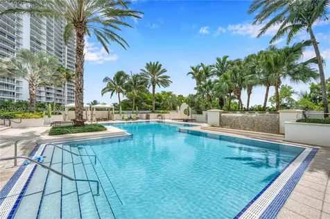 2800 Island Boulevard Aventura FL 33160