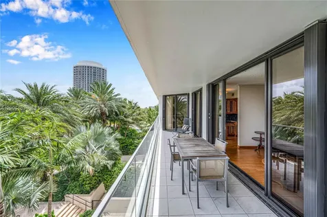 2800 Island Boulevard Aventura FL 33160