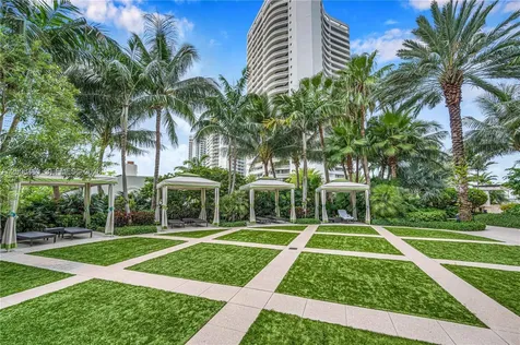 2800 Island Boulevard Aventura FL 33160