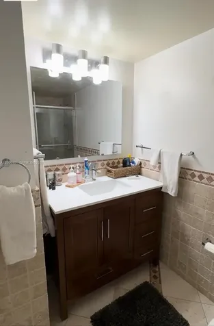 18041 Biscayne Boulevard Aventura FL 33160
