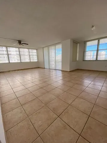 18041 Biscayne Boulevard Aventura FL 33160