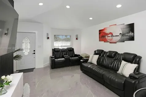990 SW 9th Court Florida City FL 33034