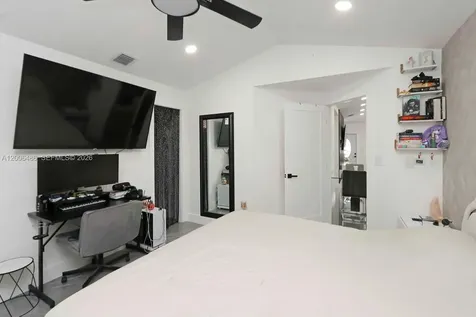 990 SW 9th Court Florida City FL 33034