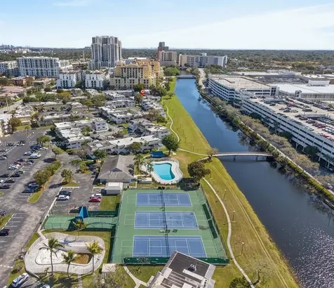 7344 SW 82nd Street Miami FL 33143