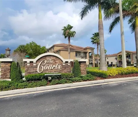 22441 SW 88th Place Cutler Bay FL 33190
