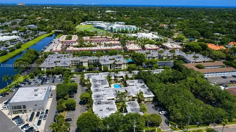8615 SW 68th Court Pinecrest FL 33156