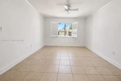 8615 SW 68th Court Pinecrest FL 33156