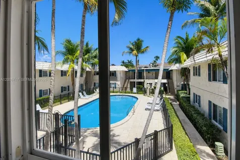 8615 SW 68th Court Pinecrest FL 33156