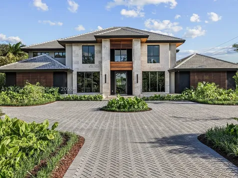 6690 SW 96th Street Pinecrest FL 33156