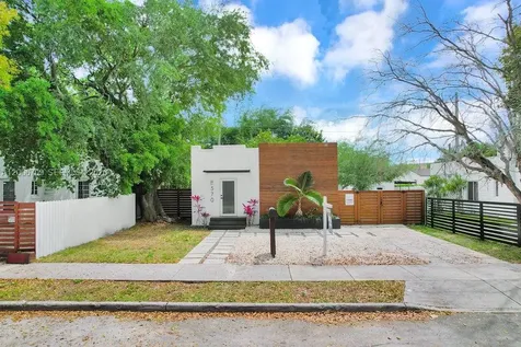 570 NW 48th Street Miami FL 33127