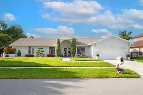 20071 NW 5th Street Pembroke Pines FL 33029