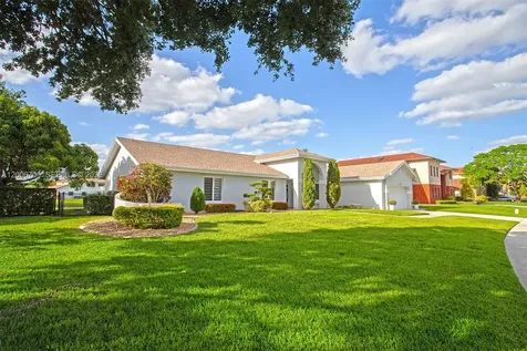 20071 NW 5th Street Pembroke Pines FL 33029