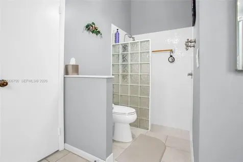 20071 NW 5th Street Pembroke Pines FL 33029