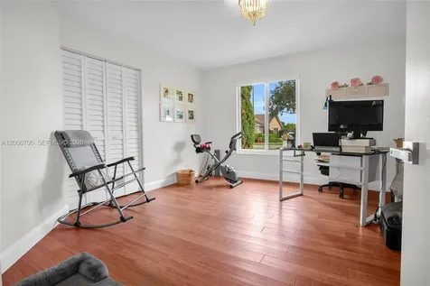20071 NW 5th Street Pembroke Pines FL 33029