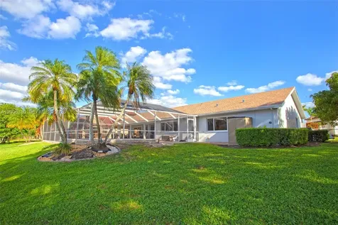 20071 NW 5th Street Pembroke Pines FL 33029