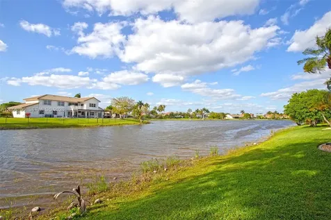 20071 NW 5th Street Pembroke Pines FL 33029