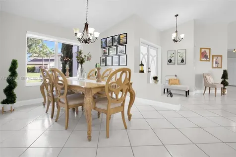 20071 NW 5th Street Pembroke Pines FL 33029