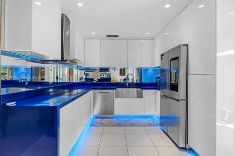 1870 NW 32nd Avenue Miami FL 33125