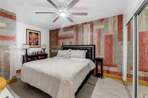1870 NW 32nd Avenue Miami FL 33125
