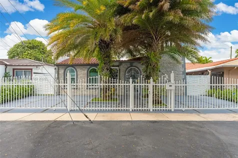 1870 NW 32nd Avenue Miami FL 33125
