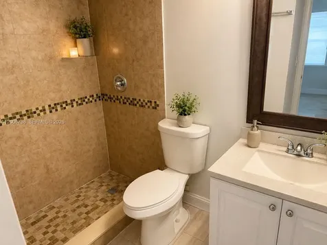 9956 Twin Lakes Drive Coral Springs FL 33071