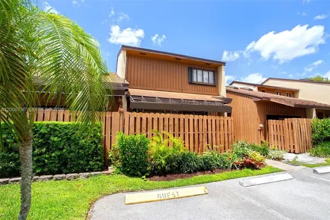 4159 SW 87th Terrace Davie FL 33328