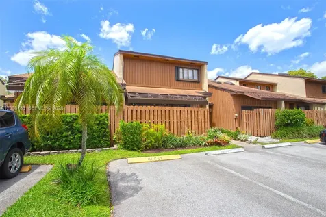 4159 SW 87th Terrace Davie FL 33328