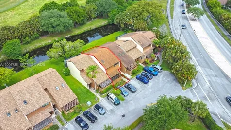 4159 SW 87th Terrace Davie FL 33328